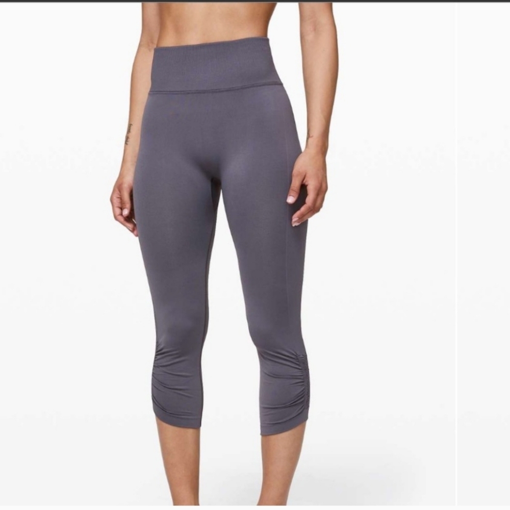 Lululemon Womens Ebb &‎ Flow Scrunched Cropped Leggings Heathered Yoga Training